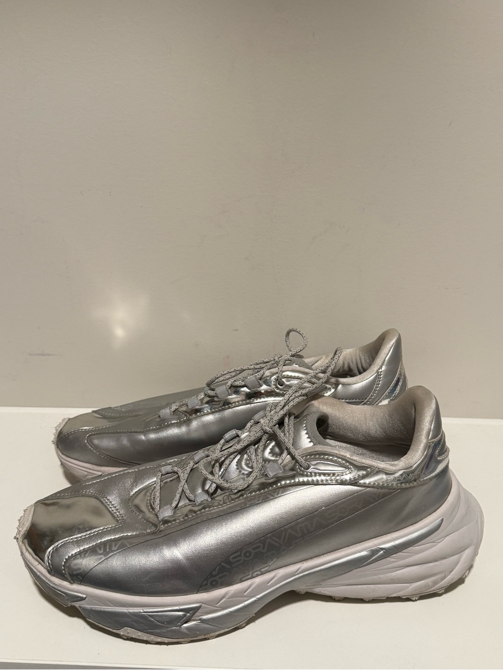 Hajime Sorayama x PUMA Spirex 'Silver Cool Light Grey' sneakers